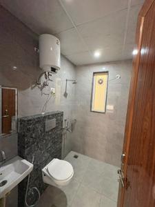 Bathroom Image of 800 Sq.ft 1 RK Apartment / Flat for sale in Mittal Cosmos Executive Apartment, Palam Vihar Gurgaon for Rs. 4000000