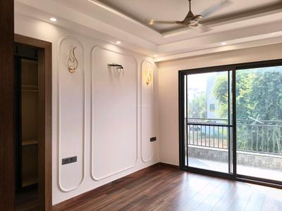 Bedroom Image of 3240 Sq.ft 4 BHK Builder Floor for sale in Paramount Luxury Malibu Town, Sector 47 Gurgaon for Rs. 42500000