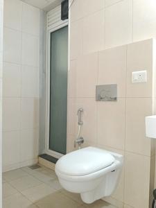Common Bathroom Image of 750 Sq.ft 2 BHK Apartment / Flat for rent in Kasarvadavali Thane for Rs. 27596