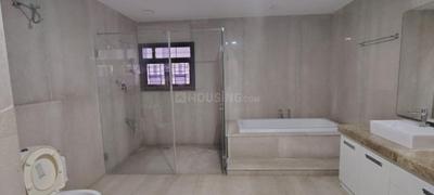 Bathroom Image of 4500 Sq.ft 4 BHK Villa for rent in Prestige Tech Vista, Kadubeesanahalli Bengaluru for Rs. 198500