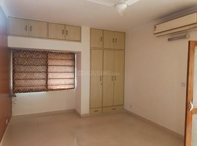 Bedroom Image of 2200 Sq.ft 3 BHK Apartment / Flat for rent in DDA Sector Pocket B C, Vasant Kunj New Delhi for Rs. 85000