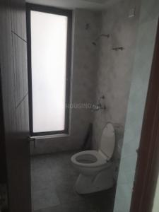 Bathroom Image of 1225 Sq.ft 3 BHK Apartment / Flat for rent in Sheres Shalimar Mannat, Mohammadpur Chauki Lucknow for Rs. 19000