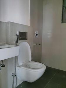 Common Bathroom Image of 950 Sq.ft 2 BHK Apartment / Flat for sale in Piramal Vaikunth , Thane West Thane for Rs. 18500000
