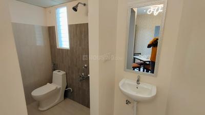 Bathroom Image of 1340 Sq.ft 3 BHK Apartment / Flat for sale in Poonamallee Chennai for Rs. 9299000