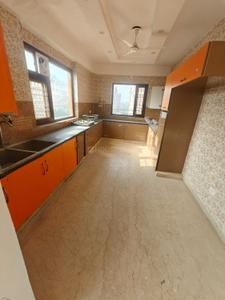 Kitchen Image of 4500 Sq.ft 4 BHK Builder Floor for rent in Vasant Kunj New Delhi for Rs. 100000