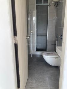 Bathroom Image of 600 Sq.ft 2 BHK Apartment / Flat for sale in Eternia At Kalpataru Parkcity, Kolshet Thane for Rs. 12300000