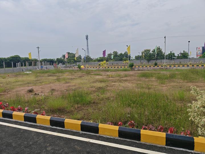 Naduveerapattu Main Image 1