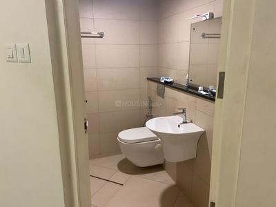 Bathroom Image of 1147 Sq.ft 2 BHK Apartment / Flat for rent in PVS Emerald, Pokkunnu Kozhikode for Rs. 37000