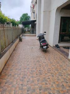 Image of 3500 Sq.ft 4.5 BHK Independent House for rent in Chandkheda, Ahmedabad for Rs. 62000