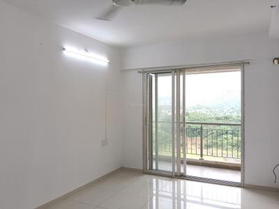Living Room Image of 850 Sq.ft 2 BHK Apartment / Flat for rent in Godrej Emerald, Kasarvadavali Thane for Rs. 28599