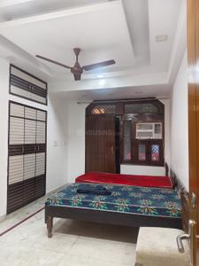 Bedroom Image of 1300 Sq.ft 3 BHK Apartment / Flat for rent in Amar Jyoti Kunj, Mayur Vihar Phase 1 New Delhi for Rs. 55000