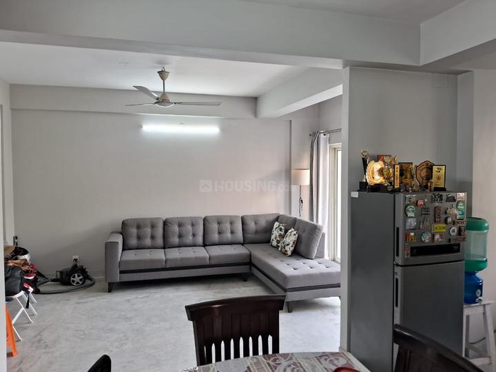 Sri Nivasam Main Image 1