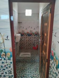 Bathroom Image of 600 Sq.ft 1 BHK Independent House for rent in Telibagh Lucknow for Rs. 5000