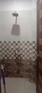 Bathroom Image of 450 Sq.ft 2 BHK Independent House for rent in Chhattarpur New Delhi for Rs. 12000