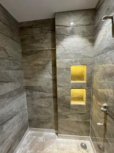 Bathroom Image of 2750 Sq.ft 4 BHK Builder Floor for sale in Mansarover Garden New Delhi for Rs. 46000000