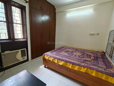 Bedroom Image of 650 Sq.ft 1 BHK Apartment / Flat for rent in Kaveri Apartments, Vasant Kunj New Delhi for Rs. 27500