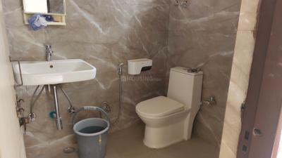 SS Southend Bathroom One 4