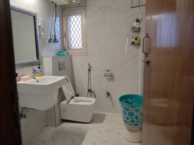 Image of 1800 Sq.ft 3.5 BHK Apartment / Flat for sale in Rudra Buildwell Jagdambe Apartments, Sector 62, Noida for Rs. 20000000