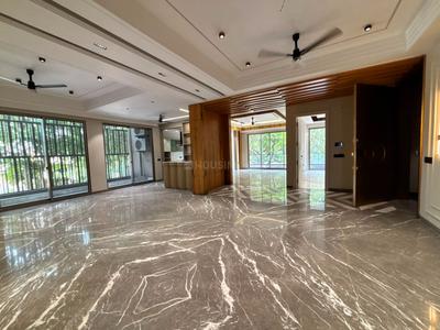 4.5 BHK Independent Builder Floor