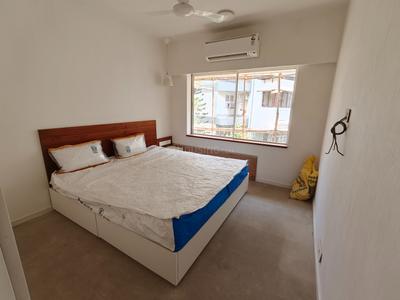Bedroom Image of 1500 Sq.ft 2 BHK Apartment / Flat for sale in Juhu Mumbai for Rs. 75000000