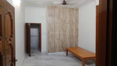 Bedroom Image of 700 Sq.ft 2 BHK Builder Floor for rent in Daulatganj Lucknow for Rs. 14000