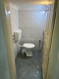 Bathroom Image of 1800 Sq.ft 3 BHK Builder Floor for rent in West Marredpally Secunderabad for Rs. 32000