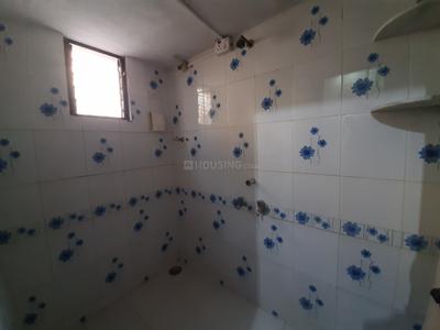 Bathroom Image of 750 Sq.ft 1 BHK Independent House for rent in Tathawade Pune for Rs. 15500