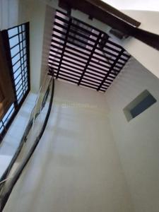 Balcony Image of 1000 Sq.ft 2 BHK Builder Floor for rent in Allahpur Allahabad for Rs. 14000