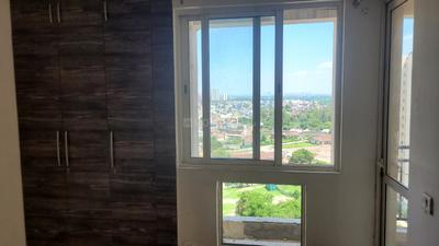 Bedroom Image of 940 Sq.ft 2 BHK Apartment / Flat for sale in Jaypee Kosmos, Sector 134 Noida for Rs. 7600000