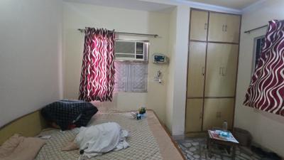 Bedroom Image of 400 Sq.ft 1 BHK Apartment / Flat for rent in Pitampura New Delhi for Rs. 18000