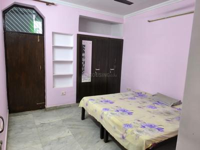 Bedroom Image of 1500 Sq.ft 2 BHK Builder Floor for rent in Sector 19 Noida for Rs. 32000