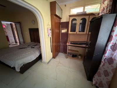 Bedroom Image of 600 Sq.ft 1.5 BHK Apartment / Flat for rent in Pitampura New Delhi for Rs. 22000