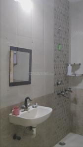 Bathroom Image of 2000 Sq.ft 3 BHK Independent House for rent in Sector 48 Noida for Rs. 33000