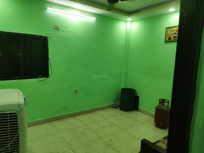 Bedroom Image of 2005 Sq.ft 6 BHK Apartment / Flat for sale in Subzi Mandi New Delhi for Rs. 10500000