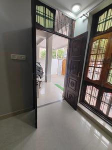 Bedroom Image of 2200 Sq.ft 3 BHK Builder Floor for rent in Manas Enclave Phase 2, Indira Nagar Lucknow for Rs. 18000
