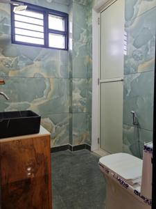 Common Bathroom One Image of 1000 Sq.ft 3 BHK Apartment / Flat for sale in Hans Builders Floor, Nawada New Delhi for Rs. 5900000