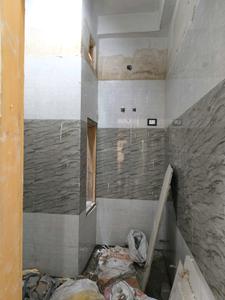 Common Bathroom Image of 900 Sq.ft 3 BHK Builder Floor for sale in DLF Ankur Vihar Ghaziabad for Rs. 3530223