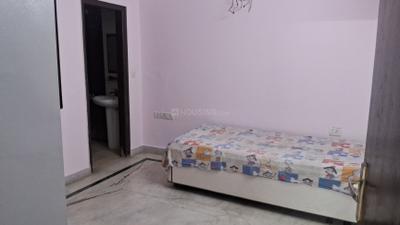 Bedroom Image of 3800 Sq.ft 4 BHK Builder Floor for rent in Sector 120 Noida for Rs. 37000