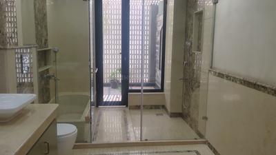Image of 6750 Sq.ft 5 BHK Builder Floor for sale in Sector 26A, Gurgaon for Rs. 120000000