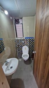 Bathroom Image of 523 Sq.ft 1 BHK Apartment / Flat for rent in Bhiwandi Thane for Rs. 12000