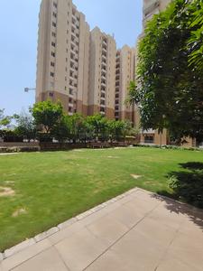 Image of 1609 Sq.ft 2.5 BHK Apartment / Flat for sale in Wave City Center Amore, Sector 32, Noida for Rs. 26000000