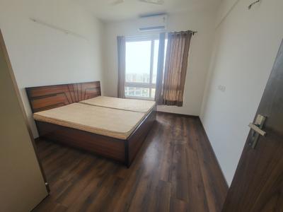 Bedroom Image of 900 Sq.ft 2 BHK Apartment / Flat for rent in Hero Homes, Sector 104 Gurgaon for Rs. 38000