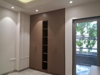 Bedroom Image of 1800 Sq.ft 3 BHK Builder Floor for sale in Paschim Vihar New Delhi for Rs. 36500000
