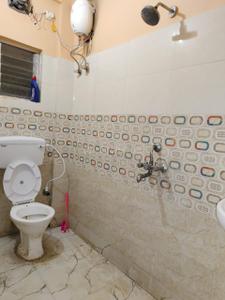 Bathroom Image of 950 Sq.ft 2 BHK Builder Floor for sale in Purbalok Kolkata for Rs. 4500000