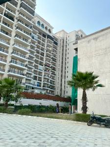 Image of 1100 Sq.ft 3 BHK Apartment / Flat for sale in Omaxe Aananda Tower A, Naini, Allahabad for Rs. 7800000