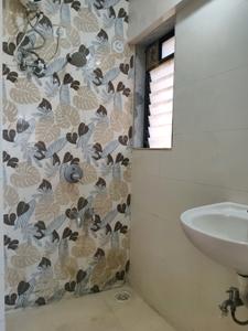 Common Bathroom Image of 575 Sq.ft 1 BHK Apartment / Flat for sale in Unnati Woods Phase 7, Kasarvadavali Thane for Rs. 5500000