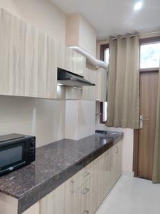 Kitchen Image of 780 Sq.ft 1 RK Builder Floor for rent in DLF Phase 5 Gurgaon for Rs. 25000