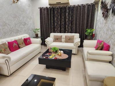 Hall Image of 1100 Sq.ft 2 BHK Apartment / Flat for sale in Sector 62 Noida for Rs. 6000000