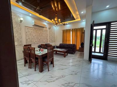 Living Room Image of 1053 Sq.ft 3 BHK Duplex for sale in Sector 127 Mohali for Rs. 9790000