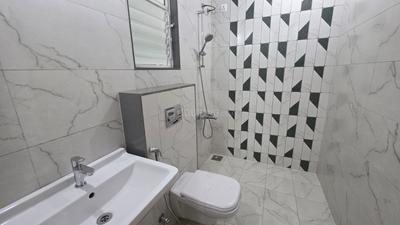 Bathroom Image of 2150 Sq.ft 3.5 BHK Apartment / Flat for sale in Nanded City, Nanded Pune for Rs. 27400000